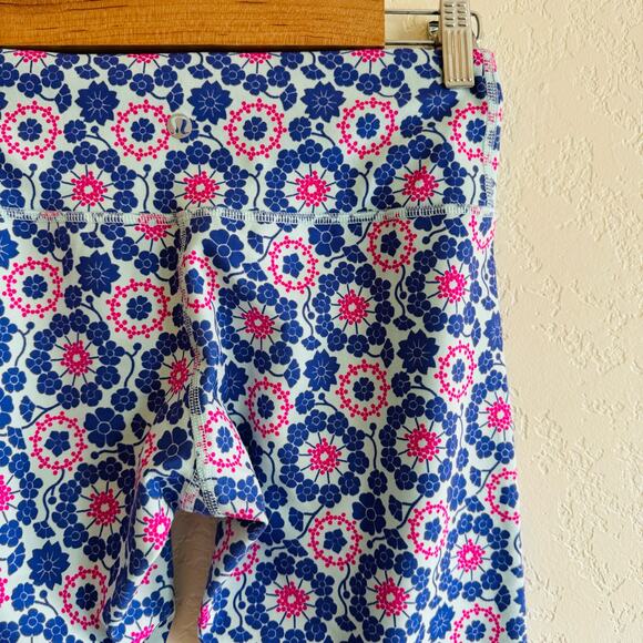 Lululemon | floral Capri leggings - Picture 4 of 4